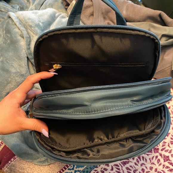 Medium Backpack - Picture 3 of 7